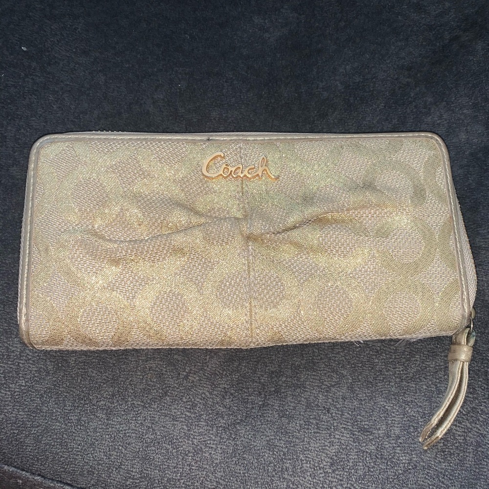 Coach wallet